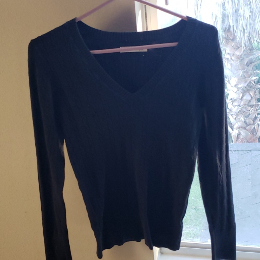 Women's sweater